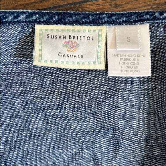 Susan Bristol Vintage 90s Short Sleeve Denim Top with Embroidery - Picture 3 of 7